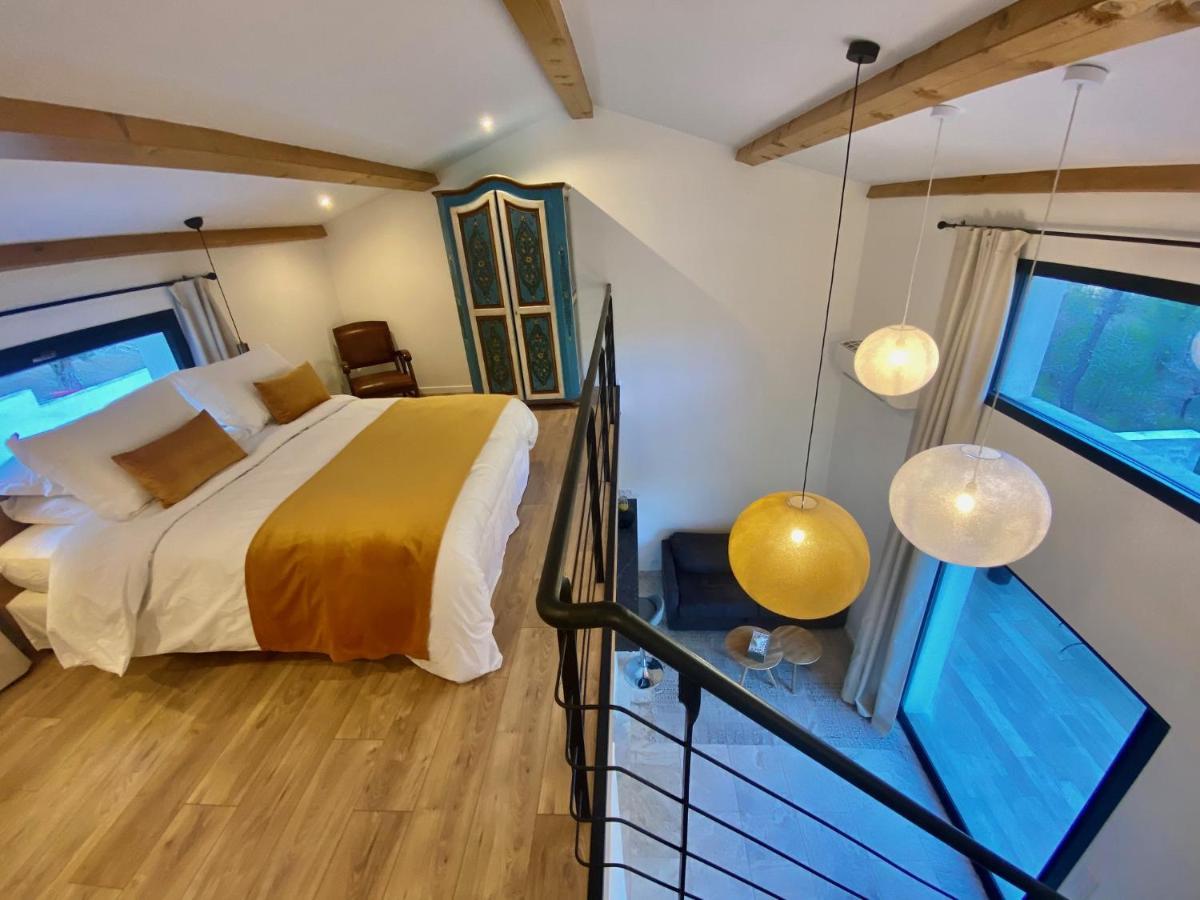 Le Vallon Des Pins Holiday home La Cride